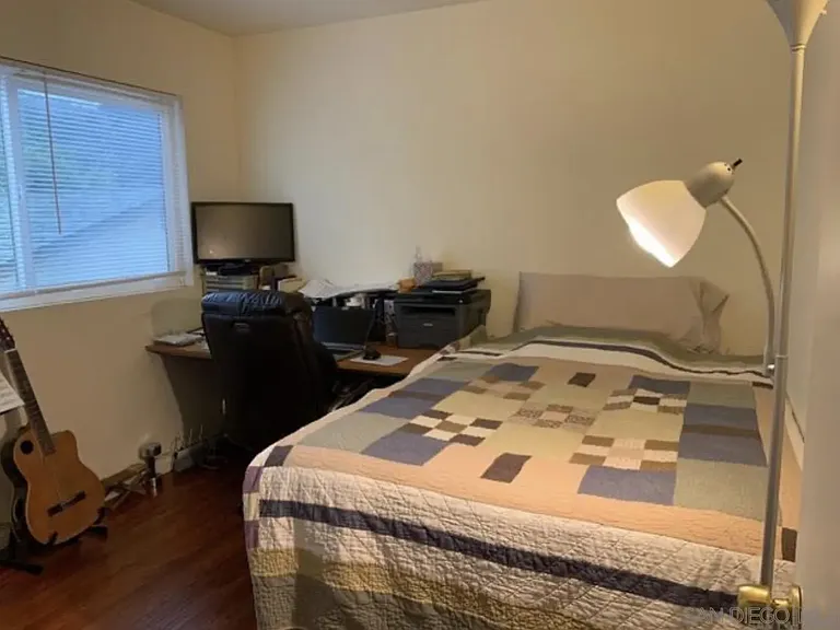 9838 Caminito Bolsa — Photo 10