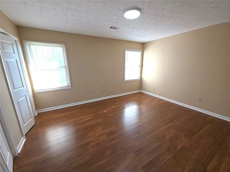2378 Cove Rd — Photo 11