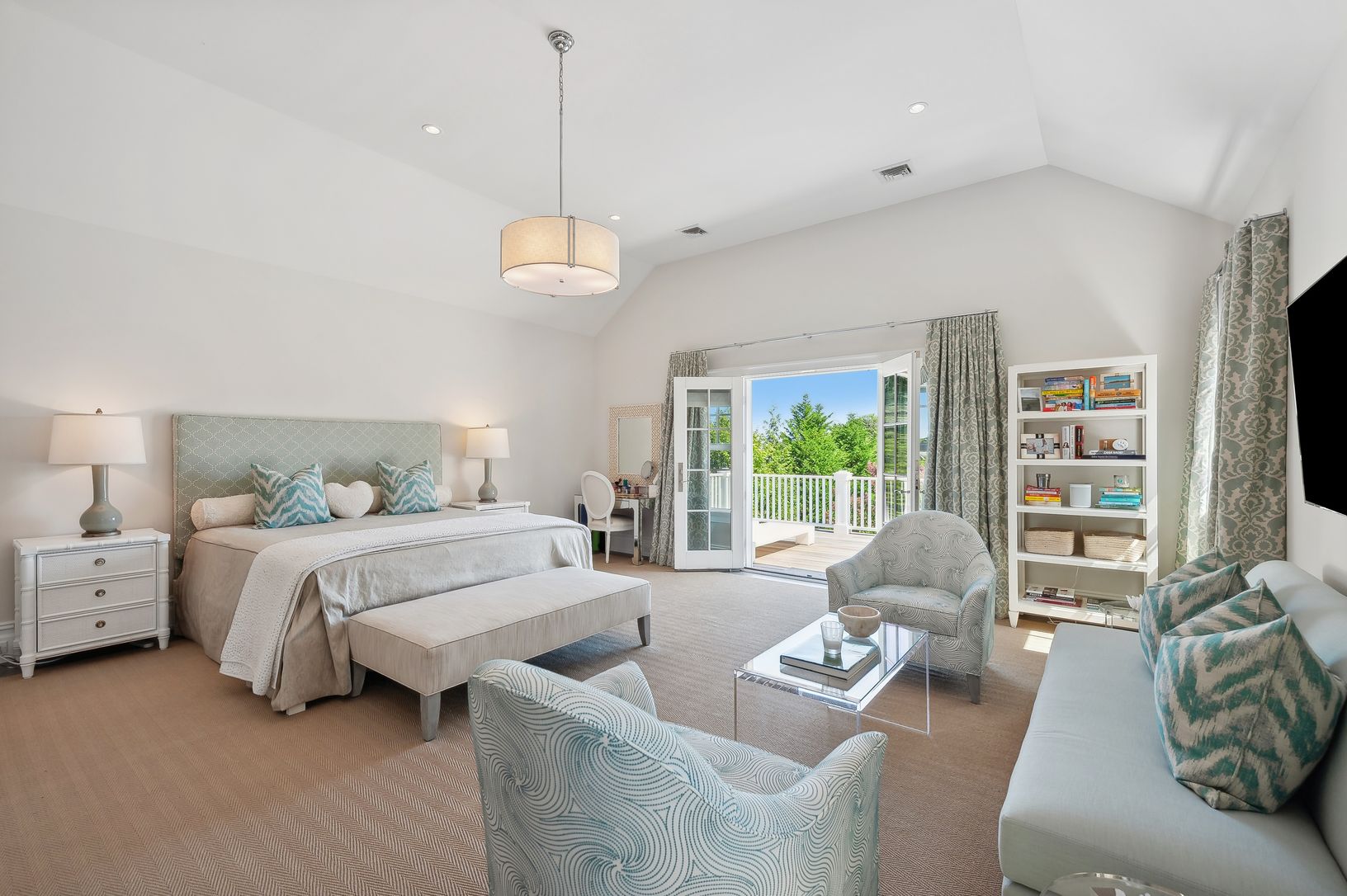 Junior Primary with deck