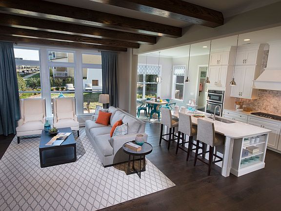 Open Concept Living, great for entertaining