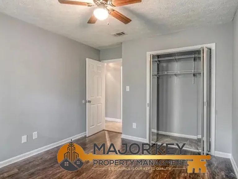2340 Beaver Ruin Rd #50 — Photo 17