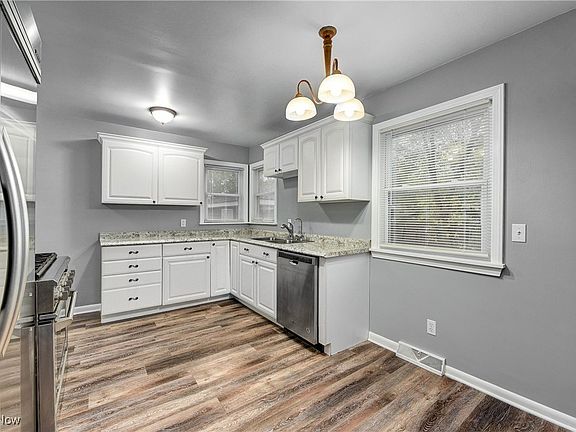 5th image of 37659 Lake Dr
