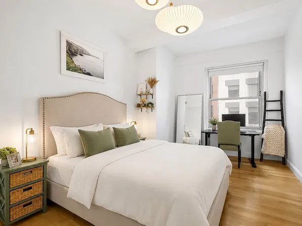 88 Greenwich St APT 604, New York, NY 10006