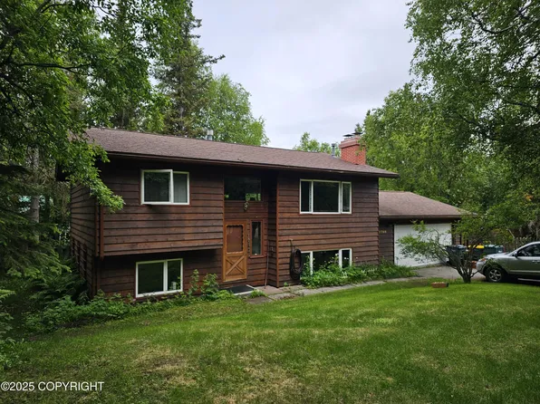 11700 Paddock Ln, Anchorage, AK 99516