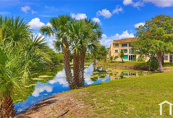 3rd image of 8225 Sunrise Lakes Blvd APT 305