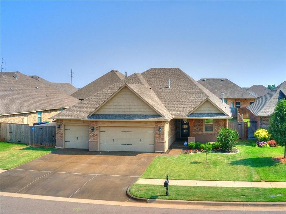 1st image of 15724 Egerton Pl