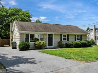 91 Circle Dr, Manheim, PA