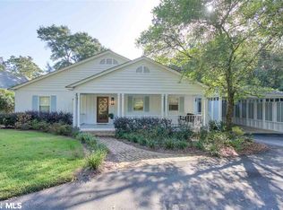 906 Sea Cliff Dr, Fairhope, AL 36532