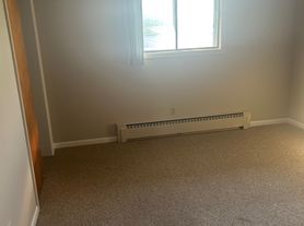 430 W North St, Bradley, IL