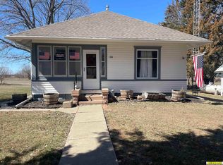 104 Clark St, Talmage, NE 68448