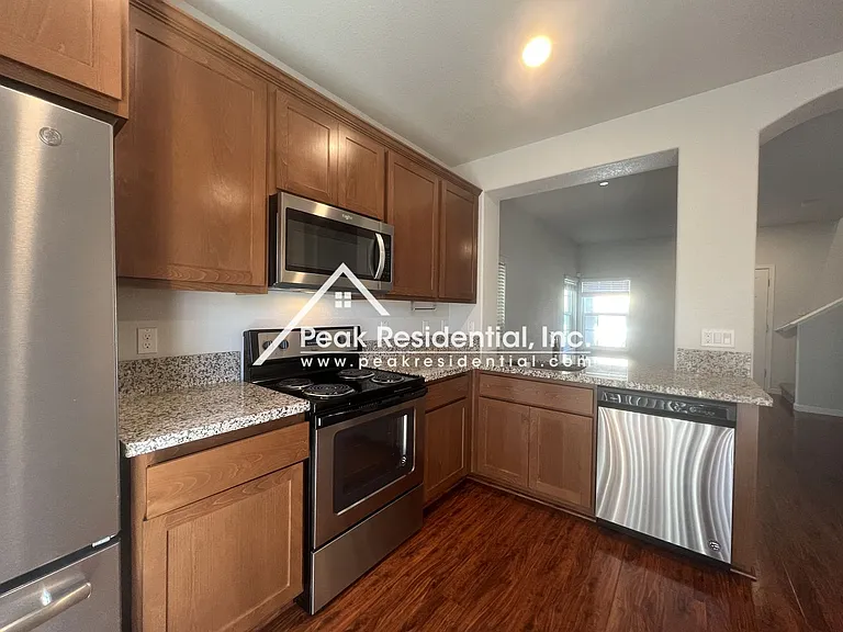 8112 Creeping Willow Ln — Photo 9