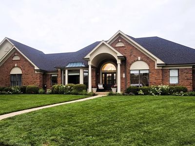 403 Thorntree Lake Ct, Eureka, MO, 63025