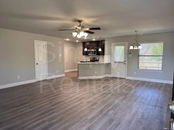 6801 Jade Dr, Greenville, TX 75402