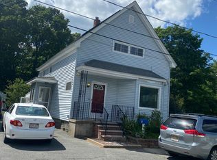 107 Wightman St, North Chelmsford, MA 01863