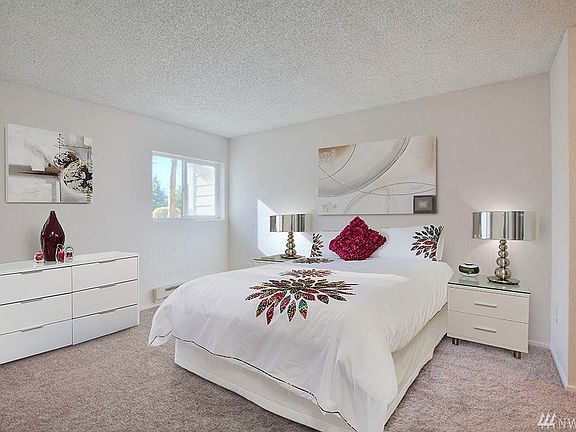 5th image of 19855 25th Ave NE APT 107