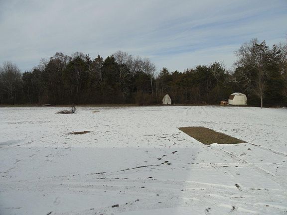 4th image of 324 Cessna Ln
