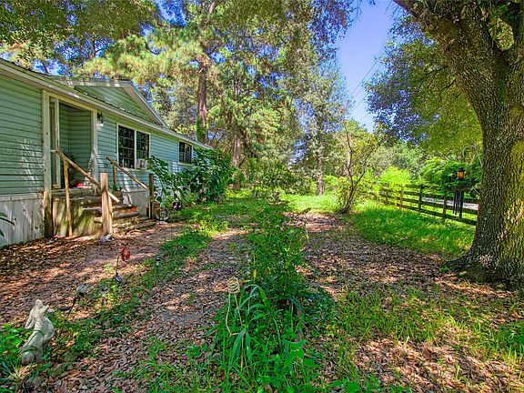 4th image of 389 County Road 2281