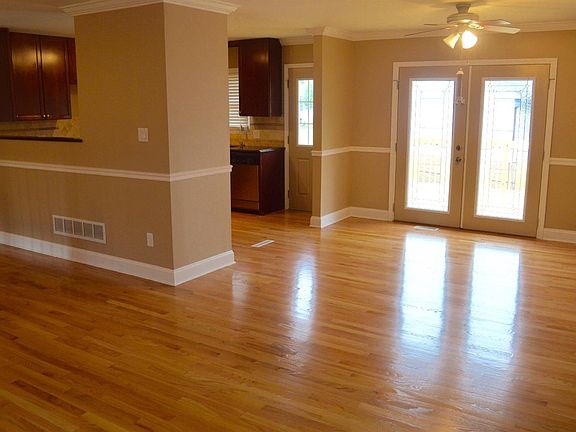 4th image of 2725 E Cardinal Dr