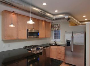 121 S 18th St #2F, Philadelphia, PA 19103