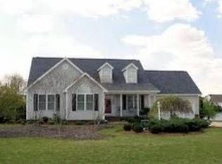 215 Cedar View Ln, Clinton, NC 28328