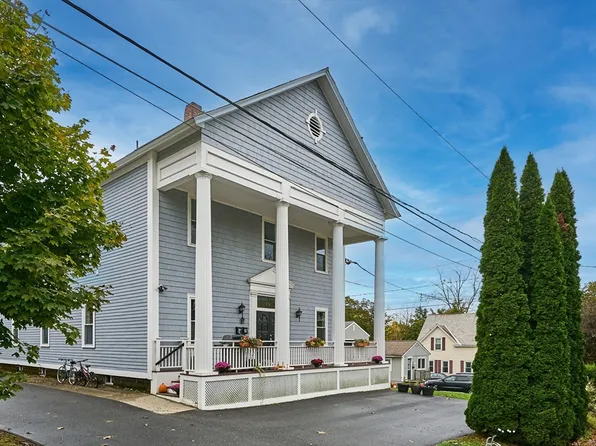 12-12A Parker Ave #A, Northfield, MA 01360