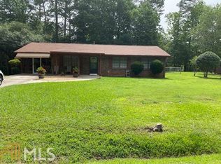 136 Wilkins Rd, Fayetteville, GA 30214