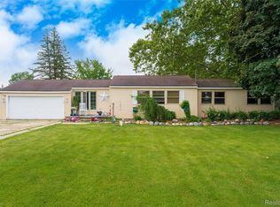 5045 Baldwin Rd, Swartz Creek, MI 48473