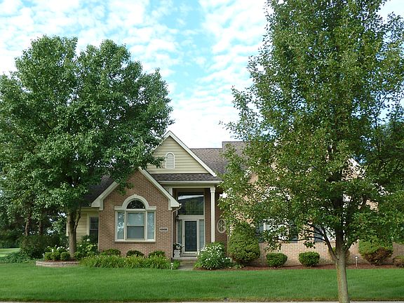 3rd image of 45499 Muirfield Dr
