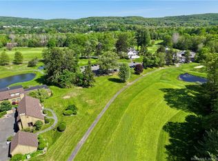 420 Heritage Vlg #A, Southbury, CT