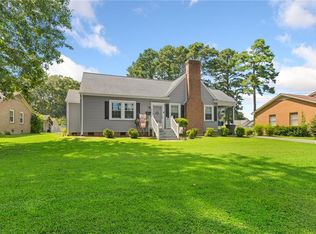 606 Temple Ave, Emporia, VA 23847
