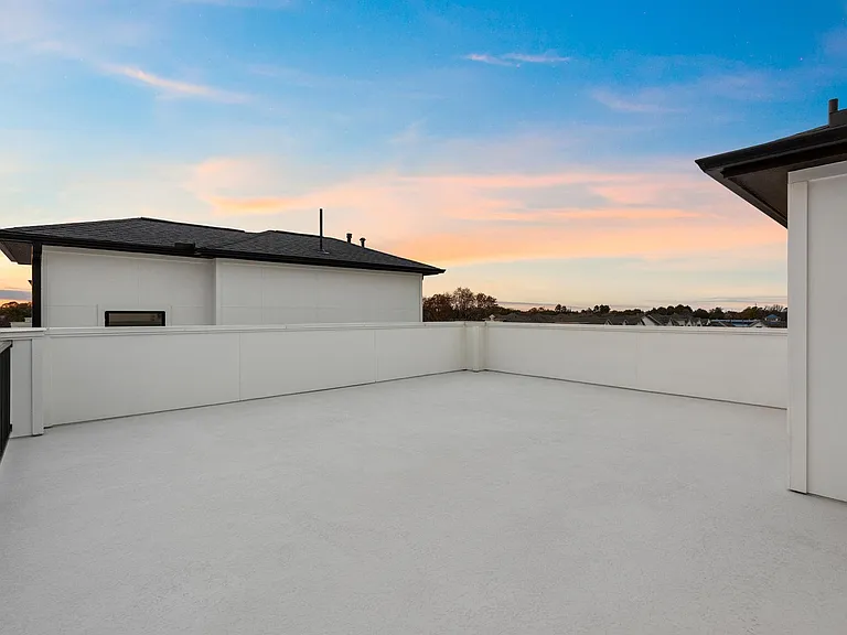 8707 Ojeman Villas Dr — Photo 45