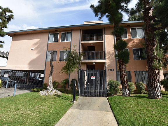 5th image of 2200 6th Ave APT 305