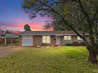 911 N Briegel St, Columbia, IL 62236