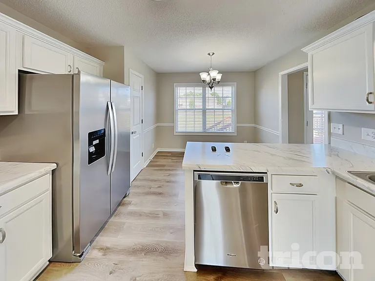 3411 Bradfield Dr — Photo 6