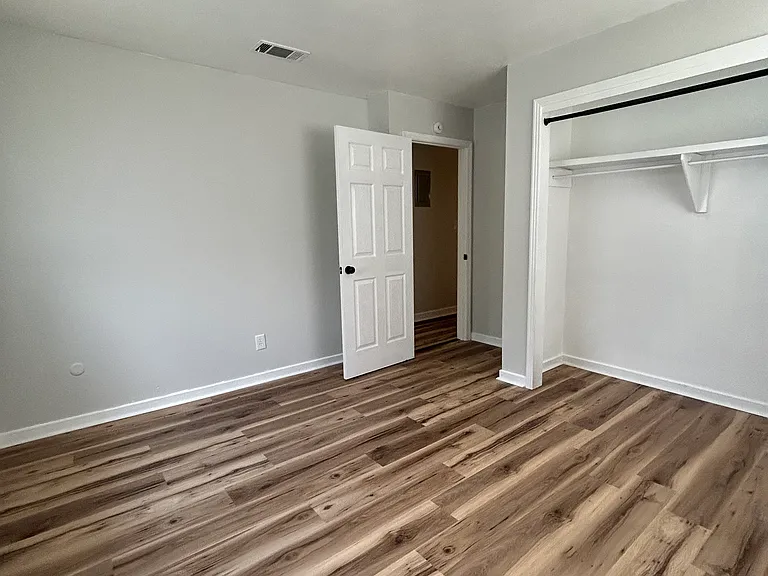 310 Bounds St — Photo 13