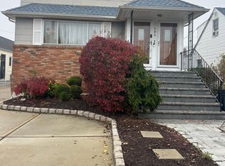 194 Quebec Rd FLOOR 2, Island Park, NY 11558