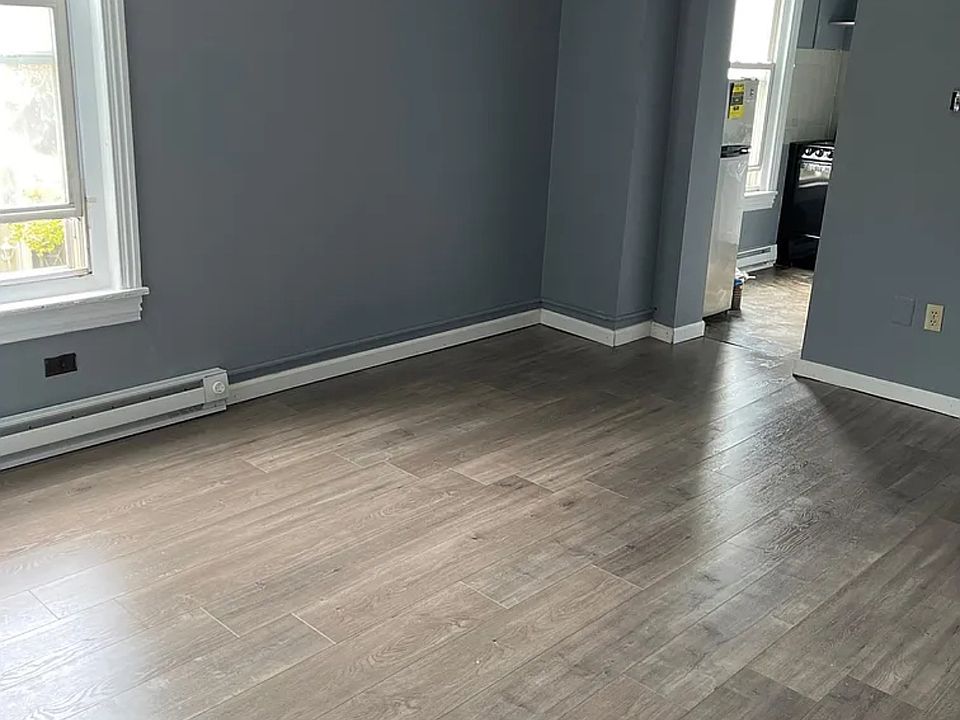 Open floor plan studio space.