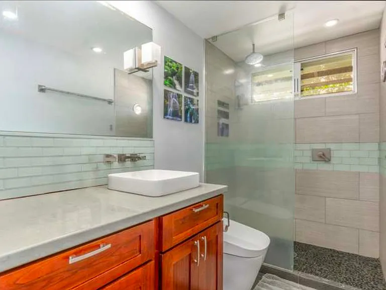 Halekoa Dr — Photo 10