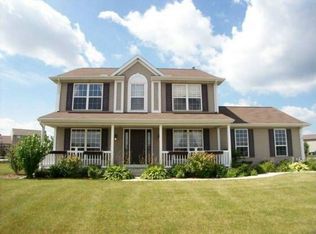 7470 Celtic Ln, Grand Ledge, MI 48837