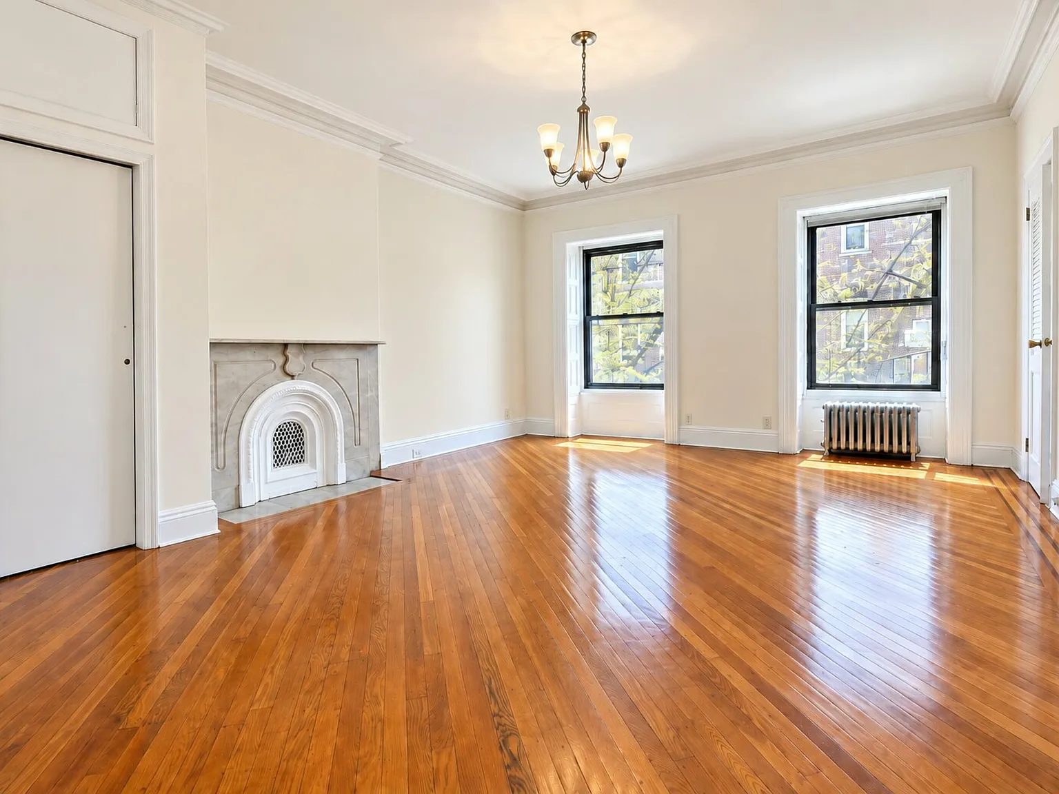 34 Livingston Street — Photo 2