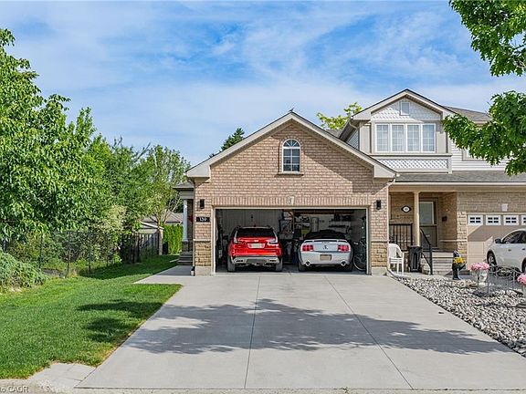 2nd image of 139 Reiber Ct