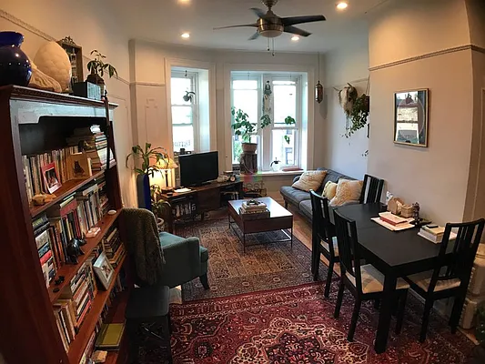 Rented by Citi Nest Group LLC | media 15