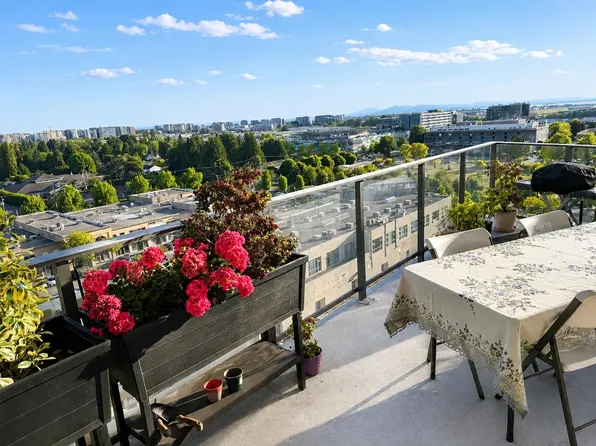 3699 Sexsmith Rd #1207, Richmond, BC V6X 1V5
