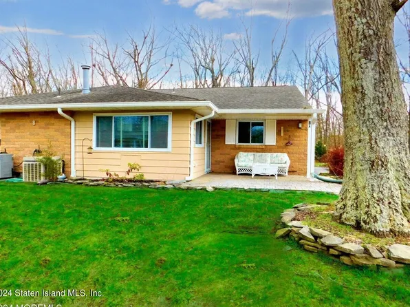 8 Heron St #A, Manchester Township, NJ 08759