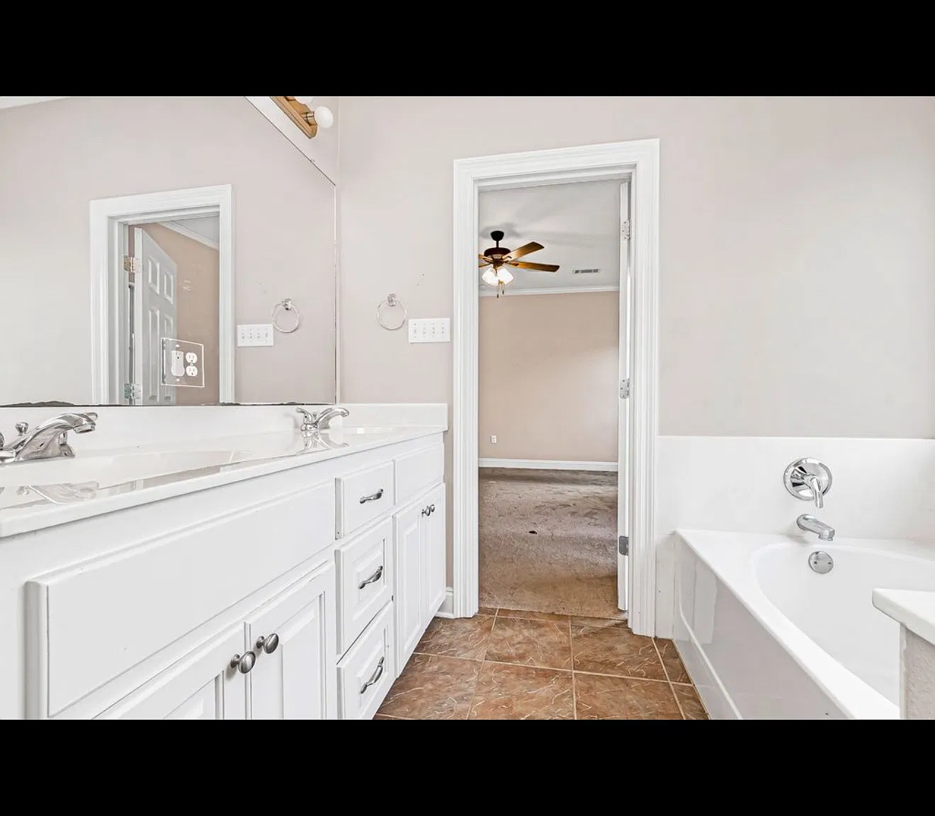 3 bed, 1475 sqft, $1,890 — Photo 4