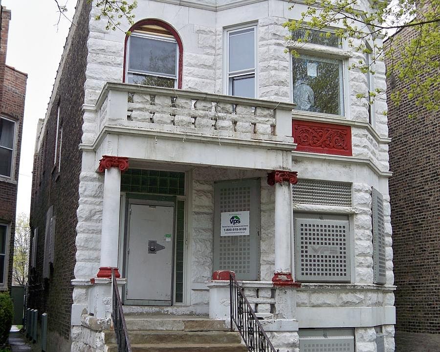 1st image of 7127 S Drexel Ave #1