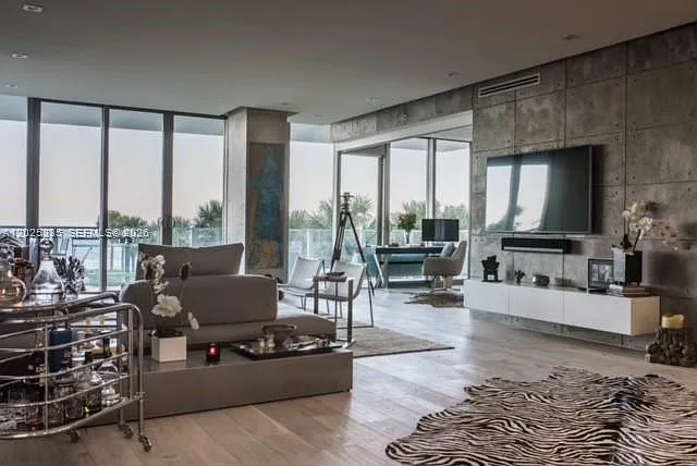350 Ocean Dr #304N — Photo 6
