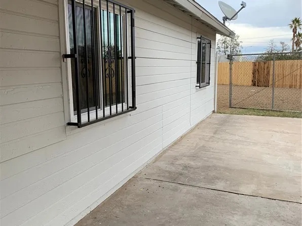1304 Chestnut St, Henderson, NV 89011