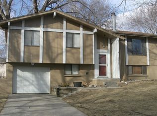 13820 Polk Cir, Omaha, NE 68137