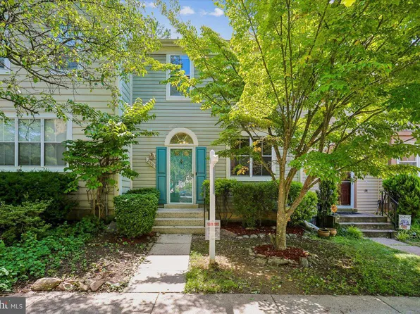 20016 Lake Park Dr #122, Germantown, MD 20874